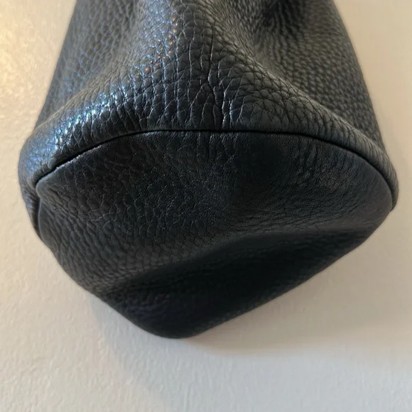 BAGGU Black Leather Bucket Bag - Crossbody - Picture 7 of 9
